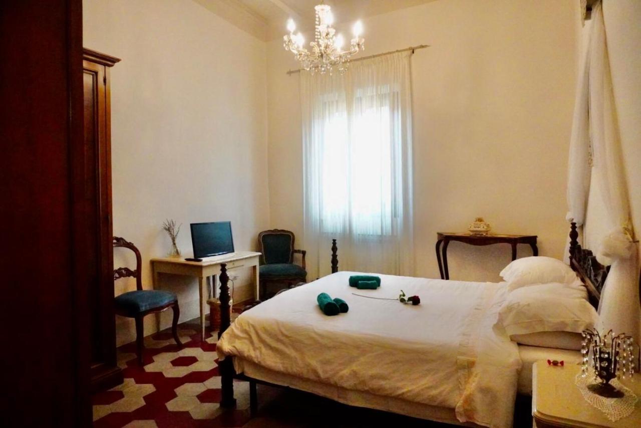 Suite Apartament Montevarchi Exterior photo